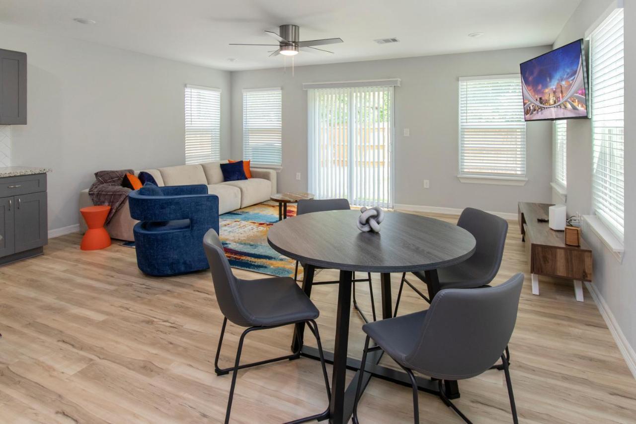 Peerless Retreat - Minutes From Downtown Houston Villa ภายนอก รูปภาพ