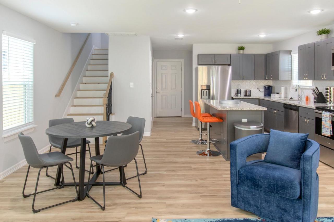Peerless Retreat - Minutes From Downtown Houston Villa ภายนอก รูปภาพ