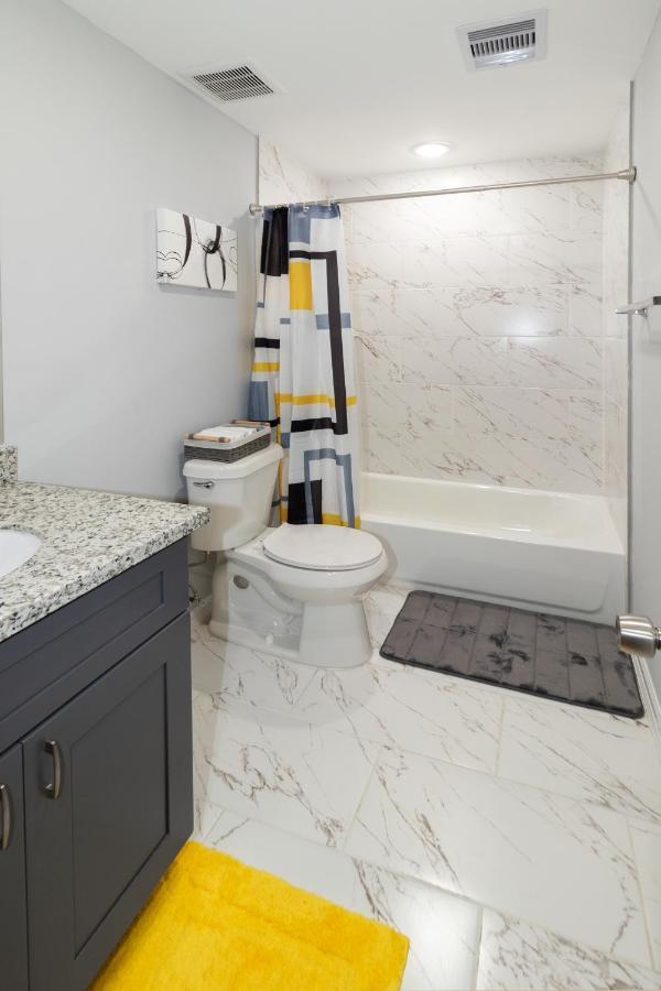 Peerless Retreat - Minutes From Downtown Houston Villa ภายนอก รูปภาพ