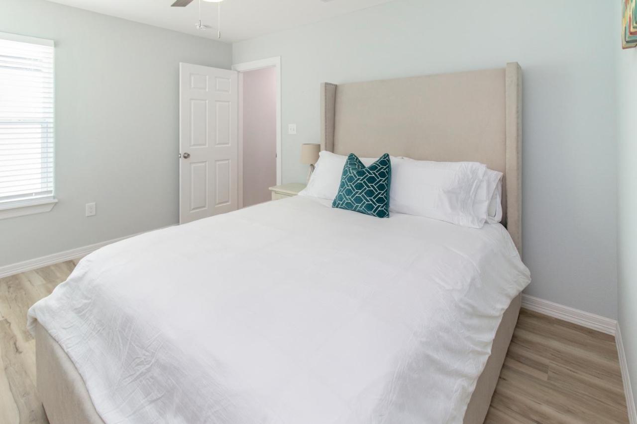 Peerless Retreat - Minutes From Downtown Houston Villa ภายนอก รูปภาพ